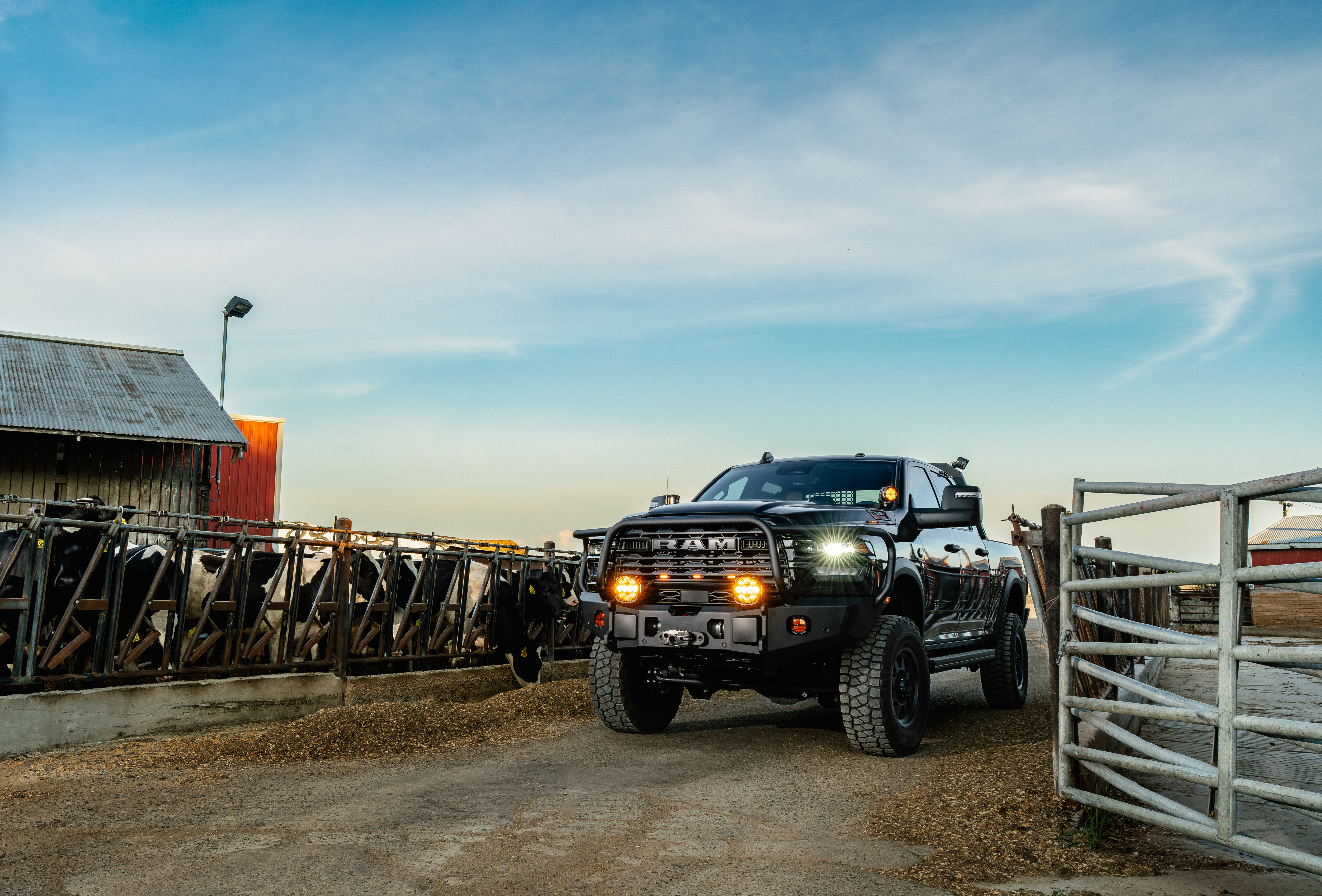 AG Wagon Ram at farm operation
